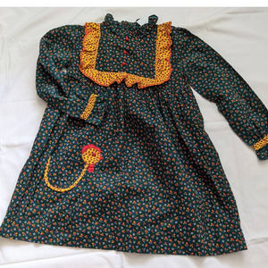 Vintage Floral Applique Chicken Pocket Dress